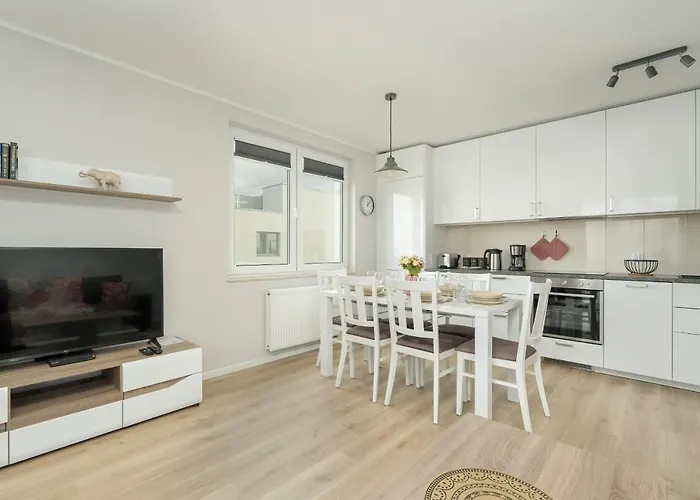 아파트 With 2 Bedrooms And Free Garage By Renters *